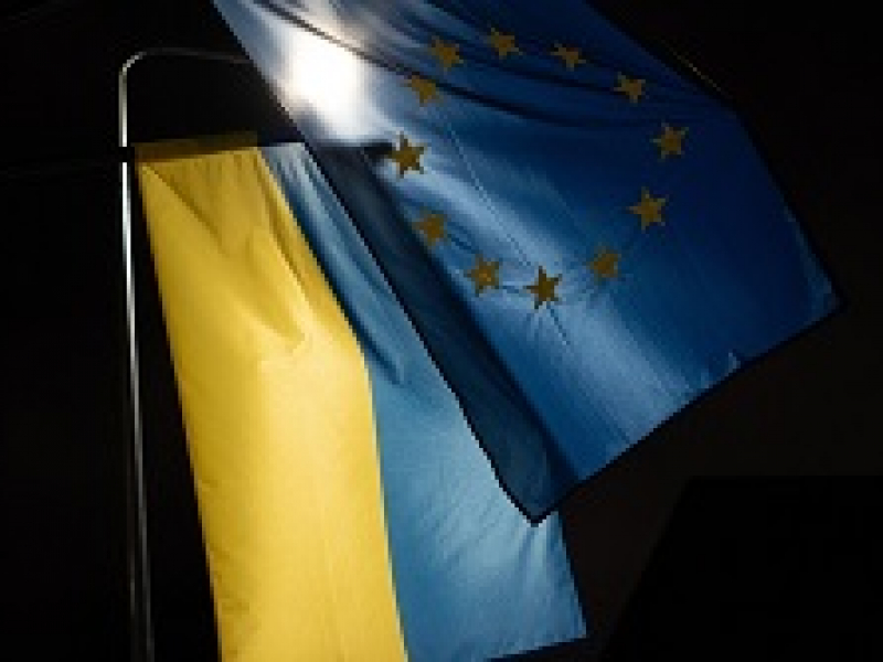 Il finanziamento UE all’Ucraina: tra retorica e realtà